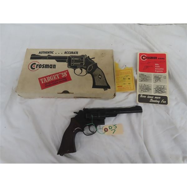 Crosman 38T - Target 38 CO2 Powered Pistol 22 Cal Pellet Pistol, W Original Box