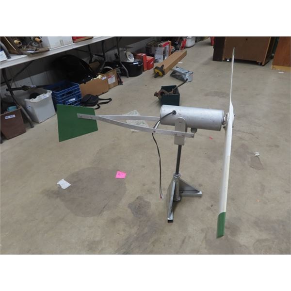 Wind M ill 42" Wind Span & 40" Nose to Tail