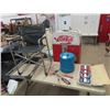 Image 1 : Horse Shoe Game, 2 Folding Chairs, Water Jug, Badmintion Rackets