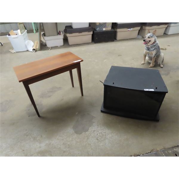 TV Styand 15" x 24" x 18" & Organ Bench 21" x 28" x 13.5"