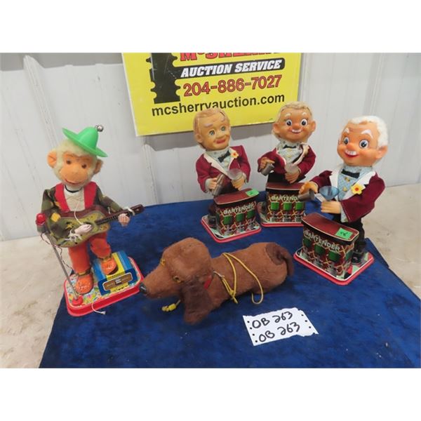 5 Battery Operated Toys : 3 Bartenders & Guitar Playing + Barking Monkey. All Vintage Japan. Monkey 