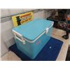 Image 2 : Coleman Picnic Cooler Clean + Good condition