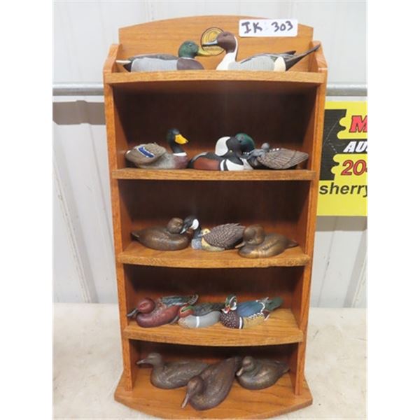 Ducks Unlimited Shelf w/ 14 Duck Ornaments 25" x 12.5"