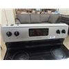 Image 2 : Frigidaire Stainless Steel Stove 30"