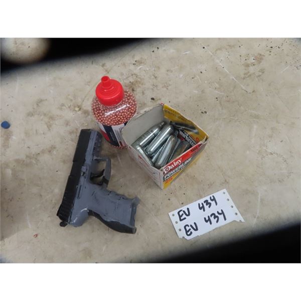 HK P30 Air B.B. gun w/ Cartridge & B.Bs