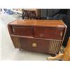 Image 1 : Cabinet Radio/Record Player