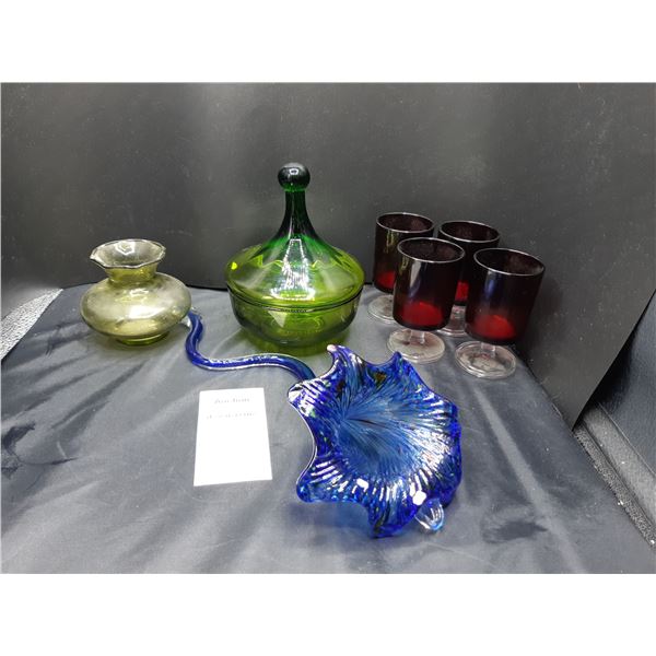 Signed Glass Flower and more Cat A