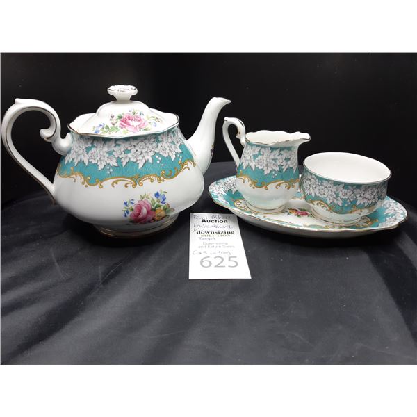 Royal Albert Enchantment Cat A