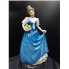 Image 2 : Royal Doulton Figurine Helen Cat A