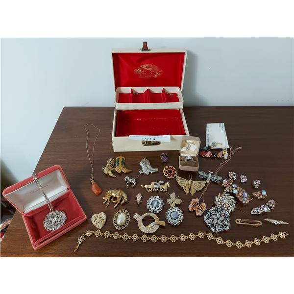 Jewelry box, asst costume jewelry incl brooches, necklaces, rings, bracelet