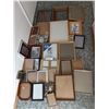 Image 1 : Approx 30 asst photo frames