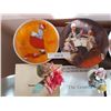 Image 2 : 4 Norman Rockwell plates, 2 Radnor glass flower ornaments, asst home decor