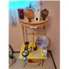 Image 1 : 2 hummingbird feeders, 2 children's tables, asst bird figurines, barometer, small trash bin