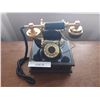 Image 1 : Vintage telephone