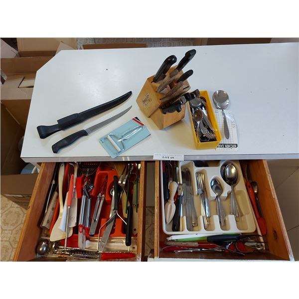 2 full drawers of kitchen utensils; filleting knife, knife block with knives