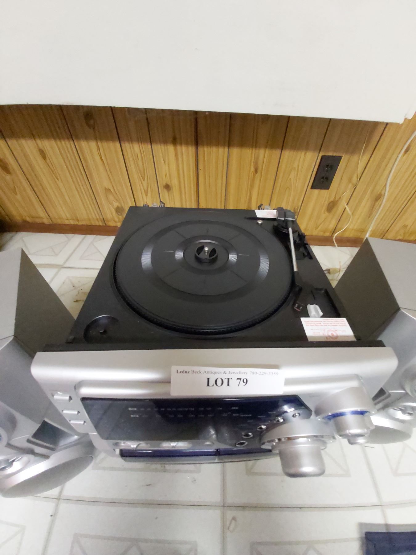 Curtis AM/FM stereo, 3 CD changer, double cassette with 2 speakers ...