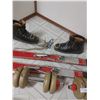 Image 5 : Kitzbuhel Arlberg cross country vintage skis; boots size 10 and poles; barbells with 4 1.1 Kg weight