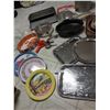 Image 4 : Kitchen lot incl cookie trays, cake pans, baskets, serving trays, pierogi maker large pot