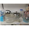 Image 4 : 3 Tier Desert Platter, Kettle, Jello mold, glass juicer, tupperware, glass bowl, vintage candy dish