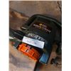 Image 3 : Black & Decker Super Vac 'n Mulch blower/vacuum with bag
