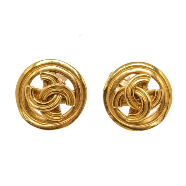 Chanel Gold Round CC Earrings