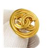 Image 3 : Chanel Gold Round CC Earrings
