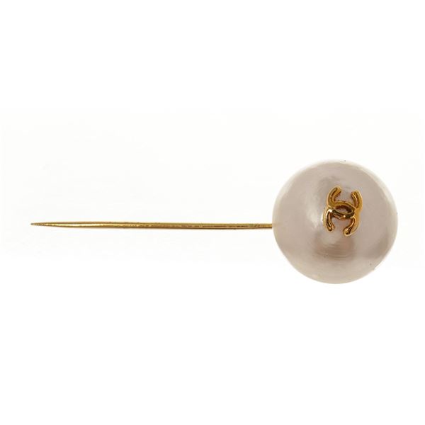 Chanel Gold CC Pearl Pin