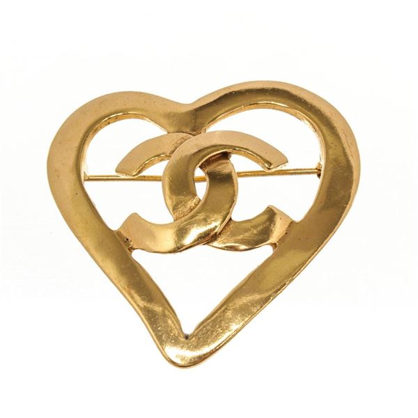 Chanel Gold Heart CC Brooch