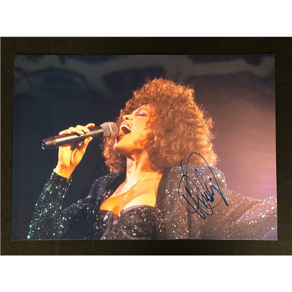 WHITNEY HOUSTON SIGNED 8X10 PHOTO (RA COA)