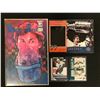 Image 1 : WAYNE GRETZKY COMIC/ CARD LOT