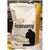 Image 1 : ECONOMY CAT FOOD 100% COMPLETE & BALANCED