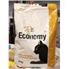 Image 1 : ECONOMY CAT FOOD 100% COMPLETE & BALANCED