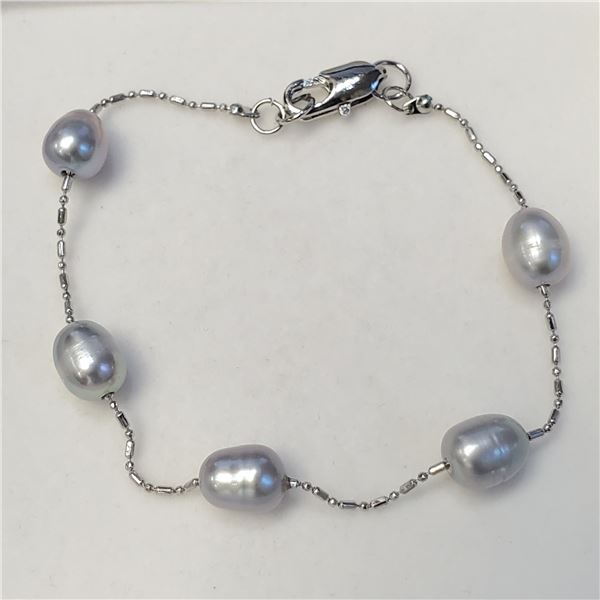 F.W. PEARL BRACELET