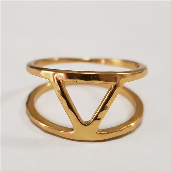 SILVER RING SIZE 7