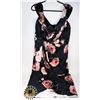 Image 1 : WOMENS NAVY FLORAL PATTERN DRESS SIZE S/16