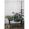 Image 1 : INDUSTRIAL SEWING MACHINE