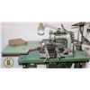 Image 3 : INDUSTRIAL SEWING MACHINE