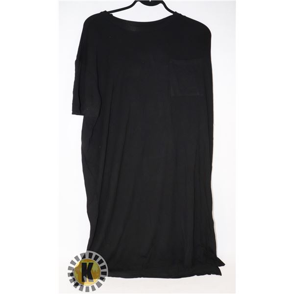 WOMENS L SOFT BLACK XTRA LONG TEE