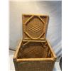 Image 2 : Lidded basket