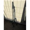 Microphone stand
