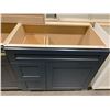 Image 2 : NEW Grey shaker single door/2 drawer  33" Bathroom Vanity Cabinet