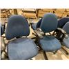 Image 3 : Lot of 4 - Blue adjustable office chairs
