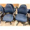 Image 3 : Lot of 4 - Blue adjustable office chairs