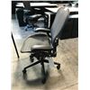 Image 3 : HERMAN MILLER AERON GRAPHITE FULLY ADJUSTABLE TASK CHAIR (SIZE C) RETAIL $2030.00 CAN