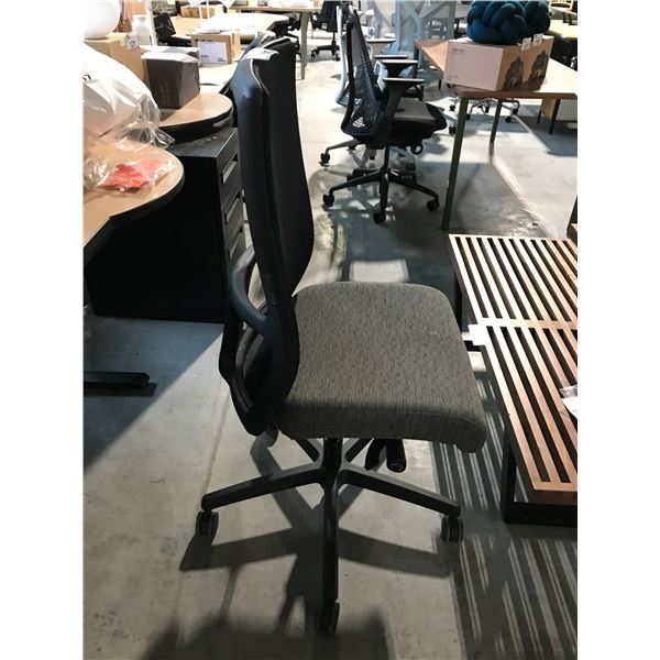 HON IGNITION 2 GREY/BLACK HIGH BACK FULLY ADJUSTABLE TASK CHAIR - NO ARMS