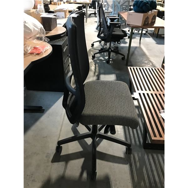 HON IGNITION 2 GREY/BLACK HIGH BACK FULLY ADJUSTABLE TASK CHAIR - NO ARMS