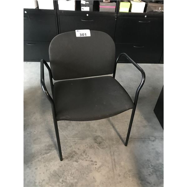 HON BLACK LOOP ARM STACKABLE CLIENT CHAIR