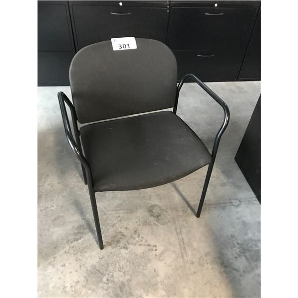 HON BLACK LOOP ARM STACKABLE CLIENT CHAIR