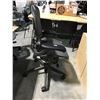 Image 2 : HERMAN MILLER AERON GRAPHITE FULLY ADJUSTABLE TASK CHAIR SIZE B RETAIL $1805 CAN