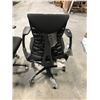 Image 4 : HERMAN MILLER EMBODY BLACK/GRAPHITE FULLY ADJUSTABLE GAMING CHAIR RETAIL $2254.00 CAN